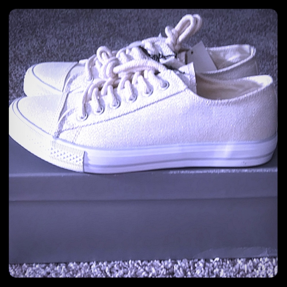 Falls Creek Silver Sneakers